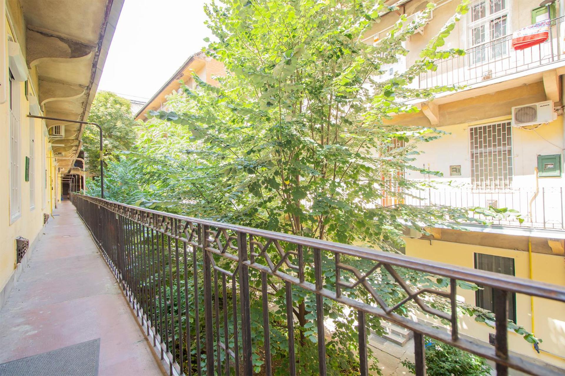 Appartamento Cozy In Akacfa Street