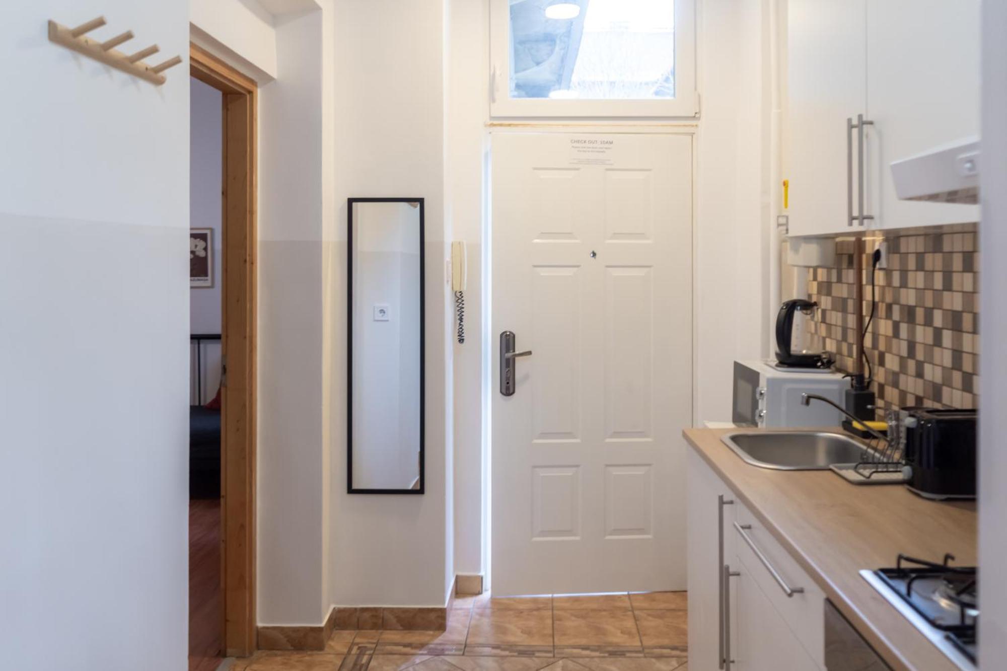 Appartamento Cozy In Akacfa Street